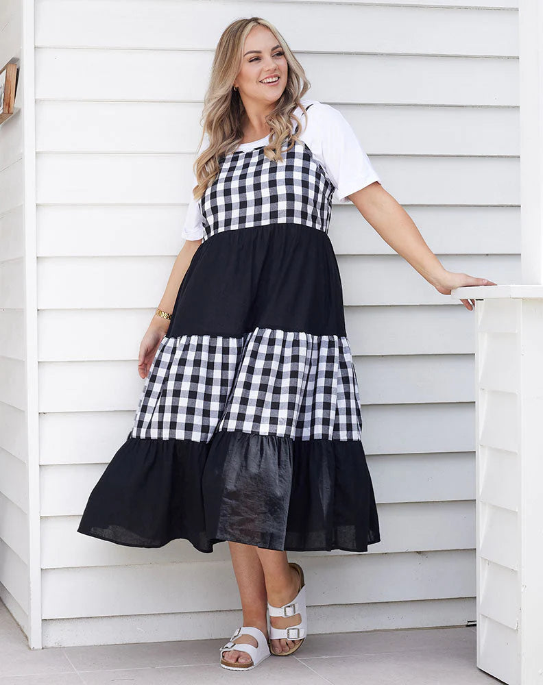 Amilia - Gingham Dress