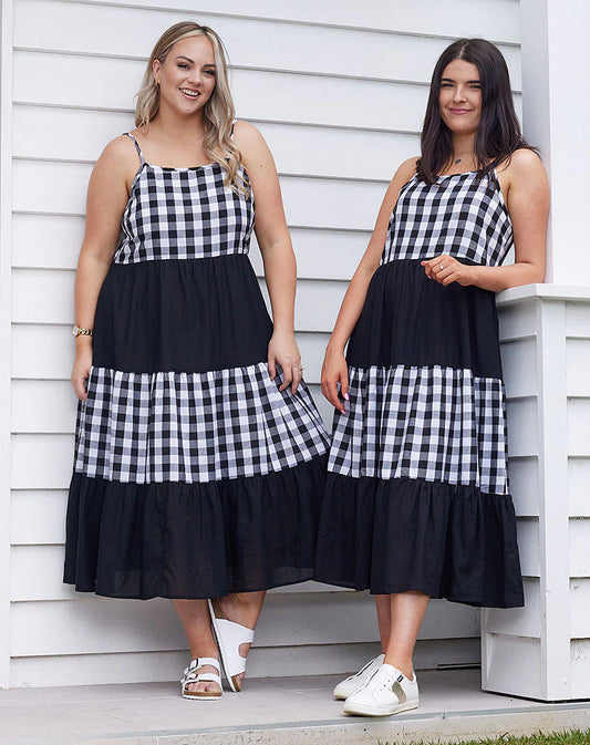 Amilia - Gingham Dress