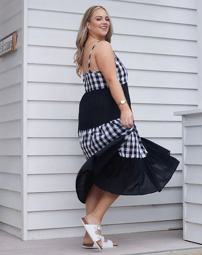 Amilia - Gingham Dress