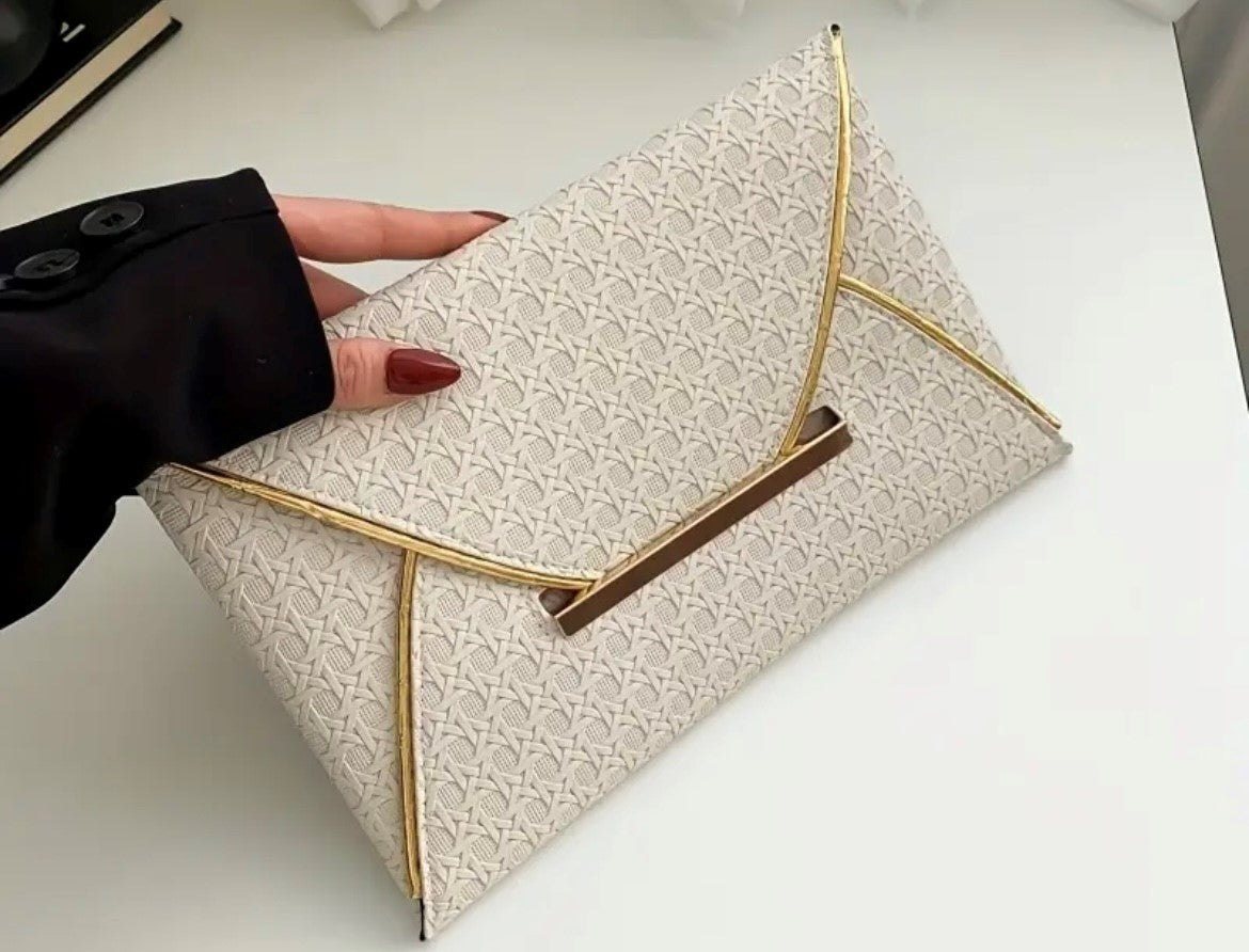 Simple Elegant Clutch